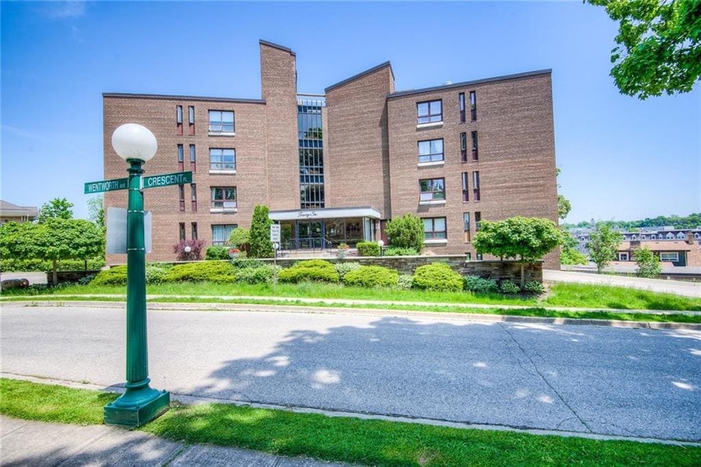 Wentworth Condominiums Go Wylde Real Estate