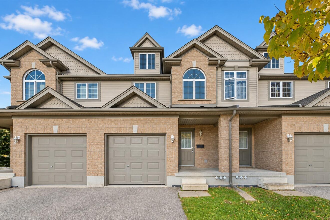 6 Revell Dr