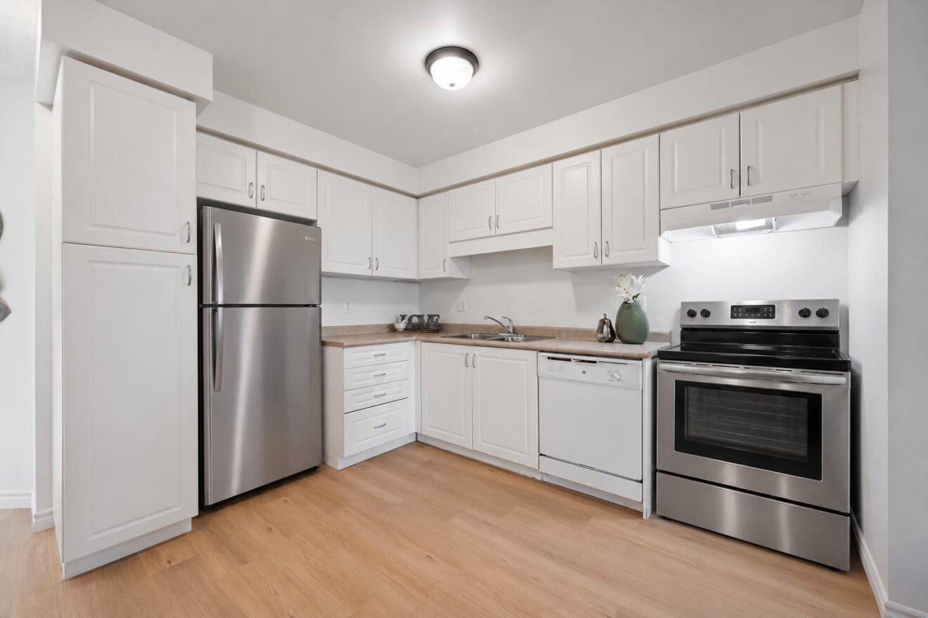 6 Revell Dr
